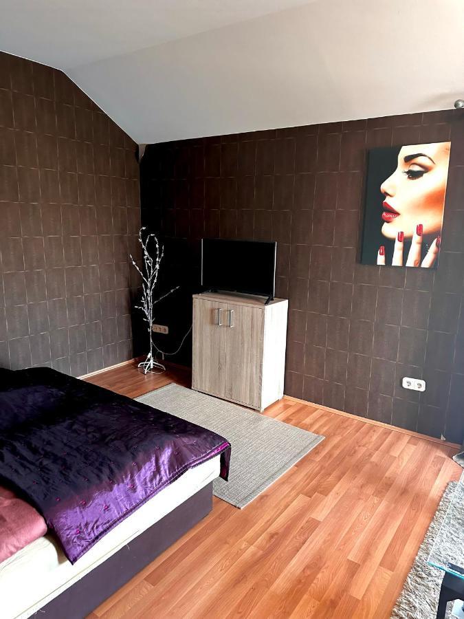 Velvet Motel Хегешалом Екстериор снимка