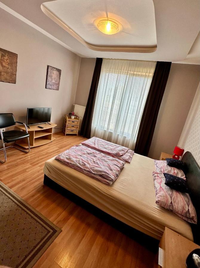 Velvet Motel Хегешалом Екстериор снимка